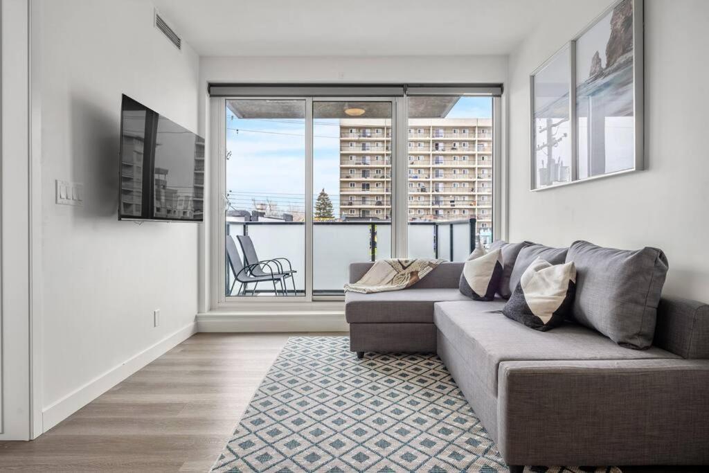 Chic 1Br Kensington Unit W/Parking Lägenhet YYC Exteriör bild