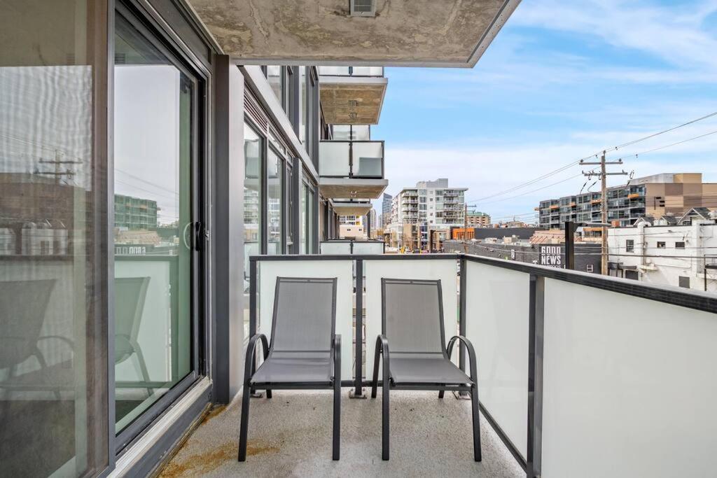 Chic 1Br Kensington Unit W/Parking Lägenhet YYC Exteriör bild