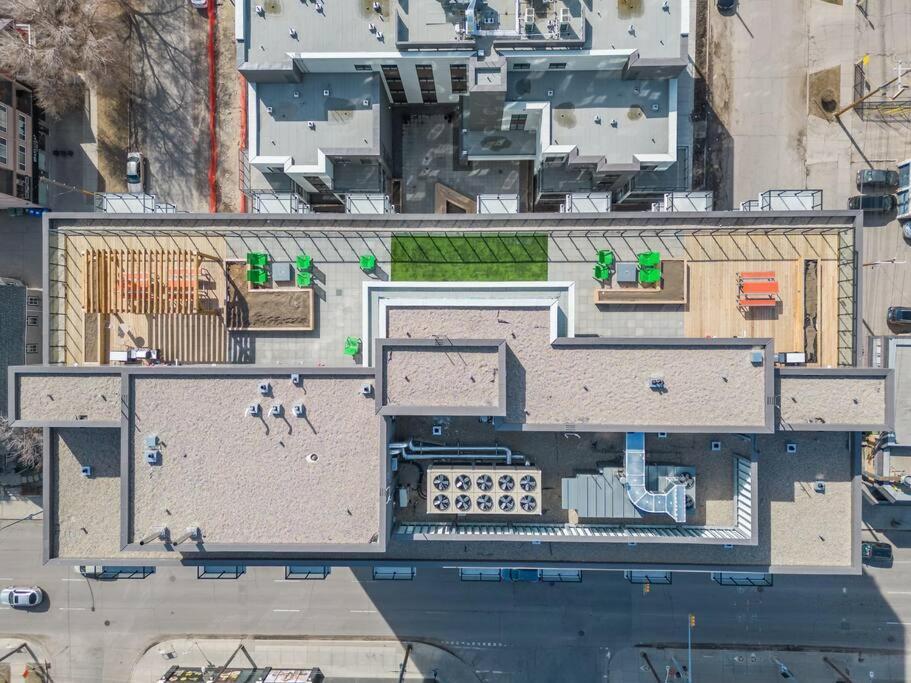 Chic 1Br Kensington Unit W/Parking Lägenhet YYC Exteriör bild